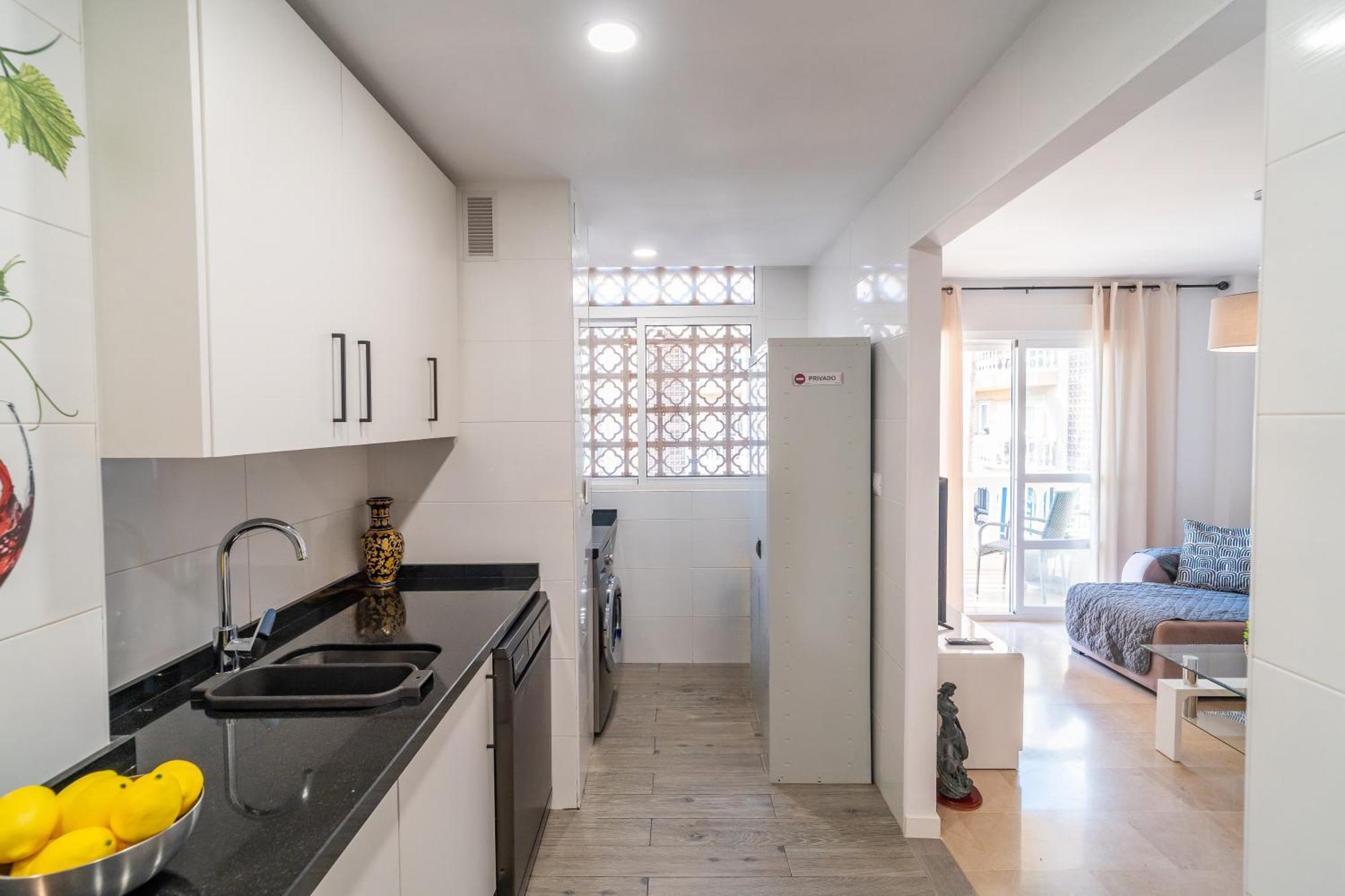 Casa Playa Guadalmar, Beautiful Apartment In Front Of The Sea, Wifi, Ac, Smart Tv, Private Parking Μάλαγα Εξωτερικό φωτογραφία