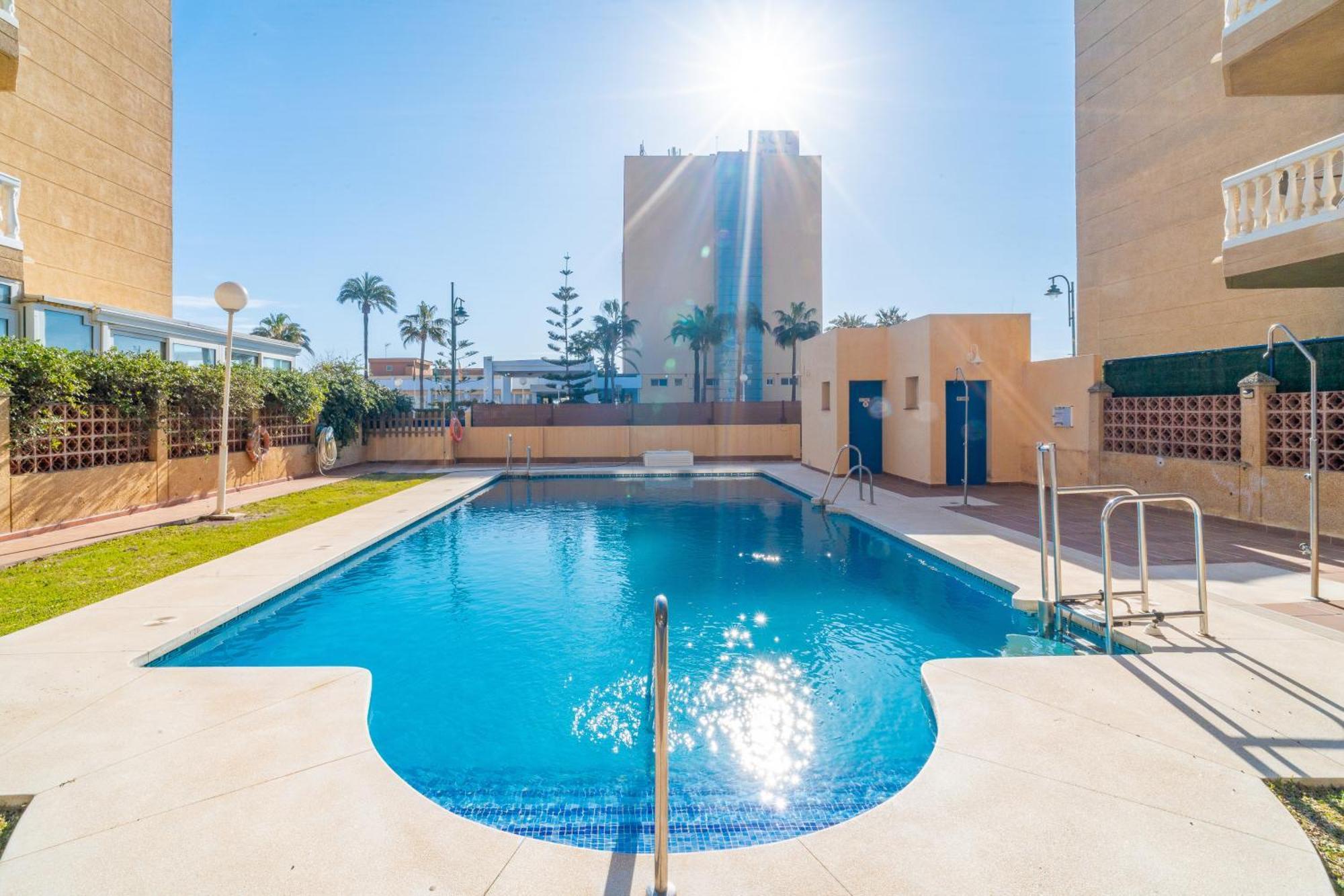 Casa Playa Guadalmar, Beautiful Apartment In Front Of The Sea, Wifi, Ac, Smart Tv, Private Parking Μάλαγα Εξωτερικό φωτογραφία