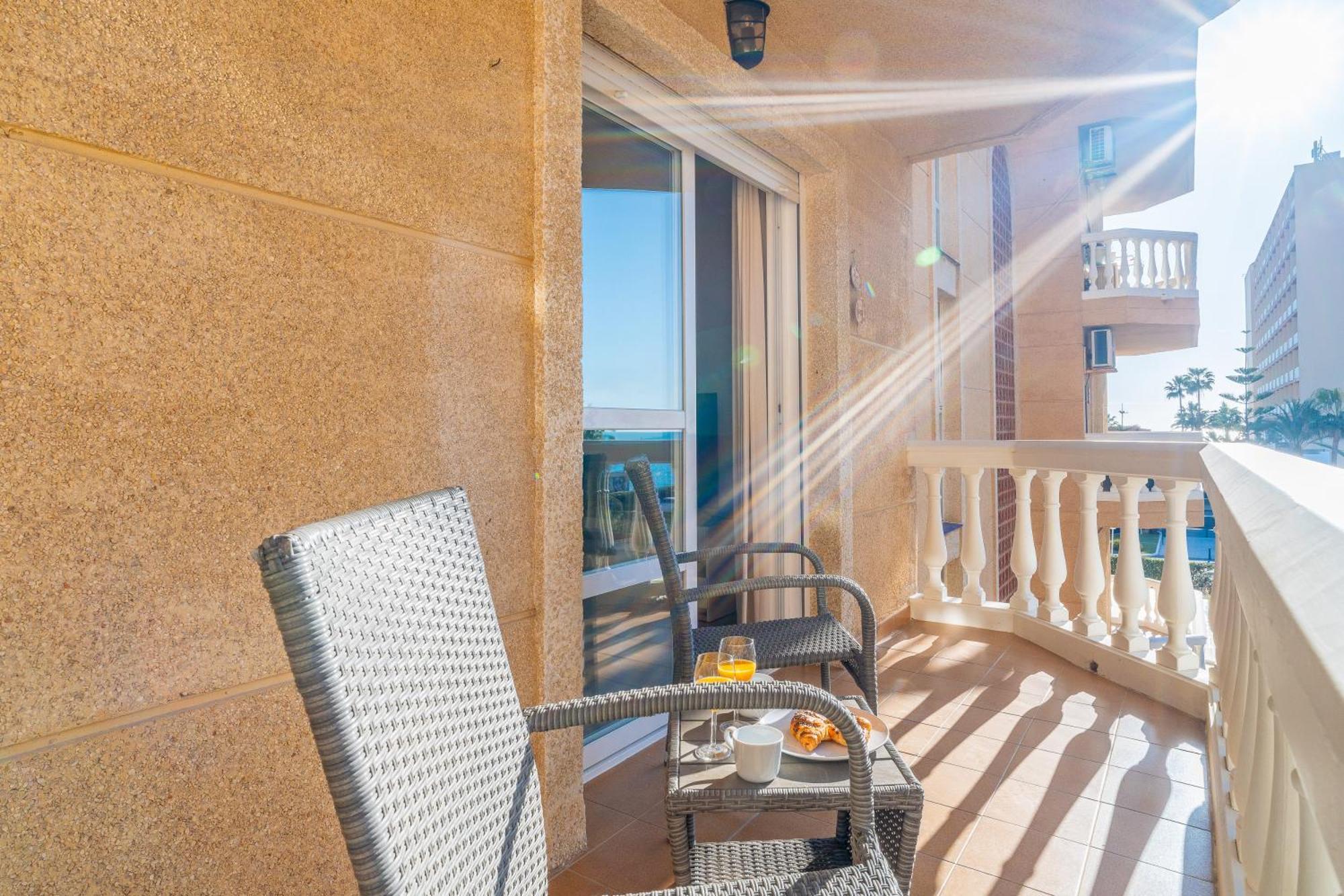 Casa Playa Guadalmar, Beautiful Apartment In Front Of The Sea, Wifi, Ac, Smart Tv, Private Parking Μάλαγα Εξωτερικό φωτογραφία