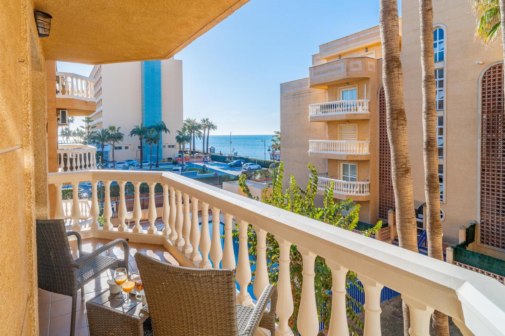 Casa Playa Guadalmar, Beautiful Apartment In Front Of The Sea, Wifi, Ac, Smart Tv, Private Parking Μάλαγα Εξωτερικό φωτογραφία