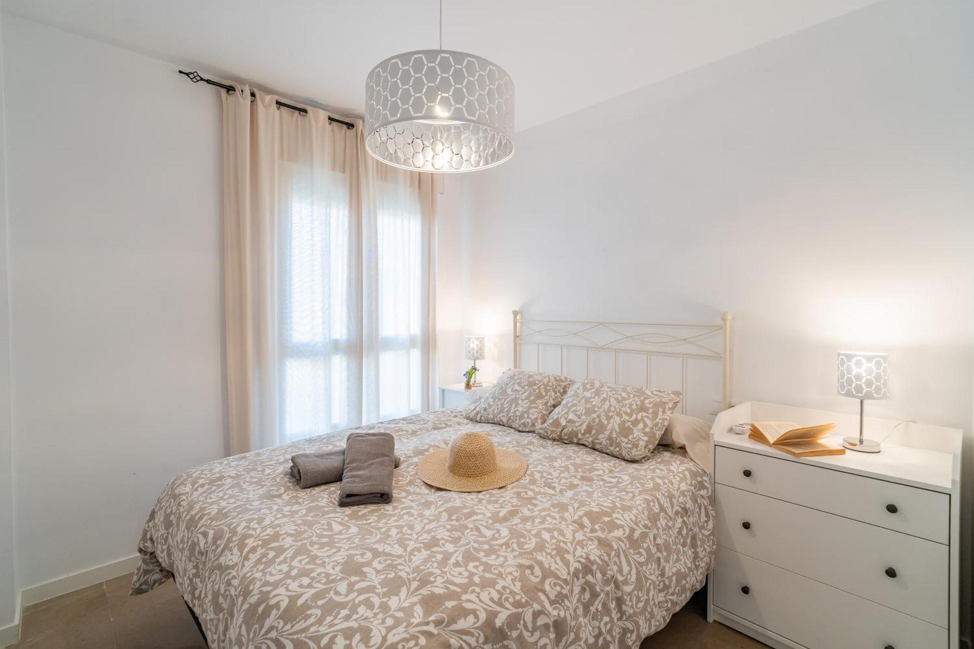 Casa Playa Guadalmar, Beautiful Apartment In Front Of The Sea, Wifi, Ac, Smart Tv, Private Parking Μάλαγα Εξωτερικό φωτογραφία