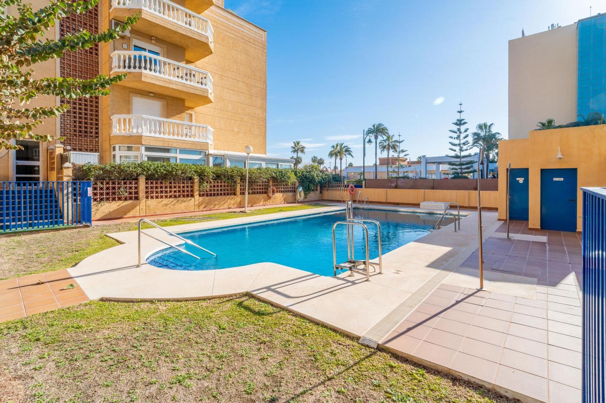 Casa Playa Guadalmar, Beautiful Apartment In Front Of The Sea, Wifi, Ac, Smart Tv, Private Parking Μάλαγα Εξωτερικό φωτογραφία